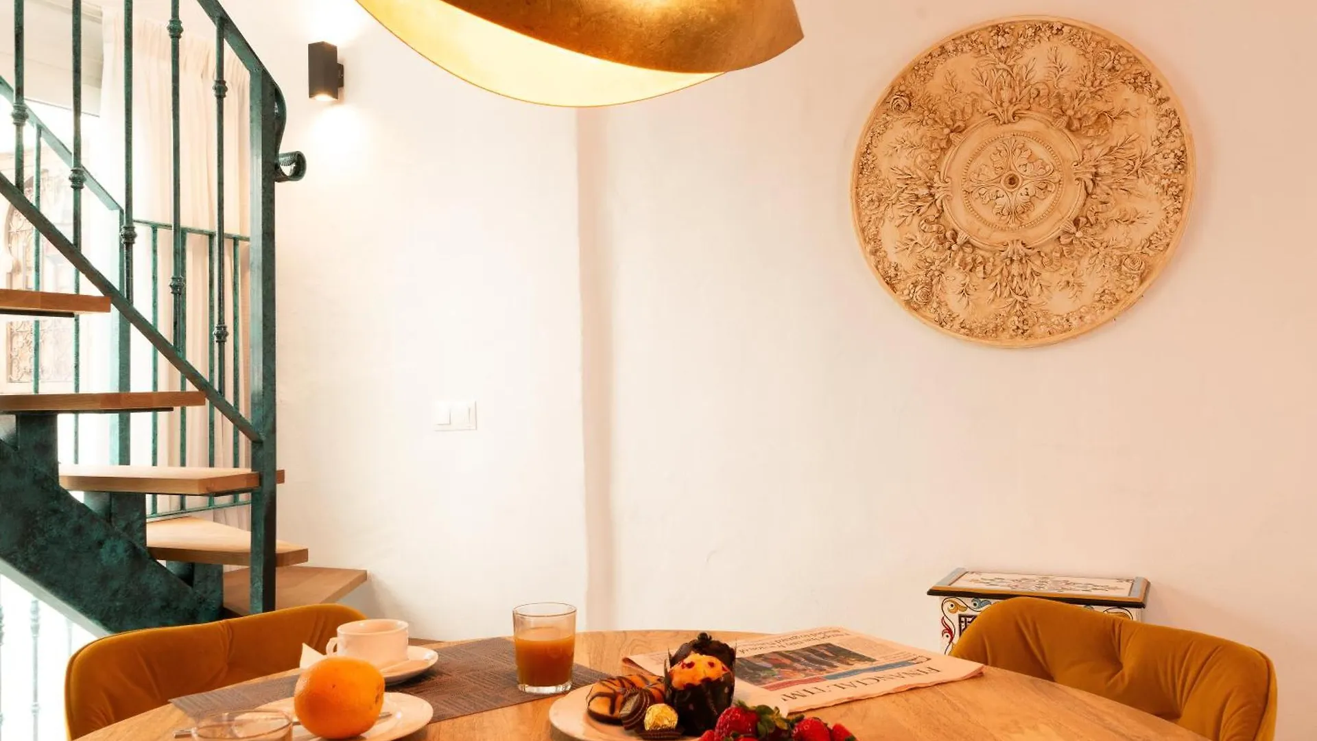 Casa Esmeralda - Luxury Boutique Apartments Old Town Estepona 0*,  España